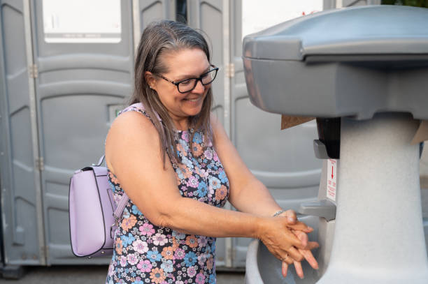 Portable Toilet Options We Offer in Carol Stream, IL