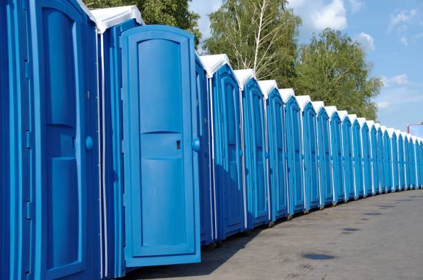 Best Portable restroom trailer rental  in Carol Stream, IL